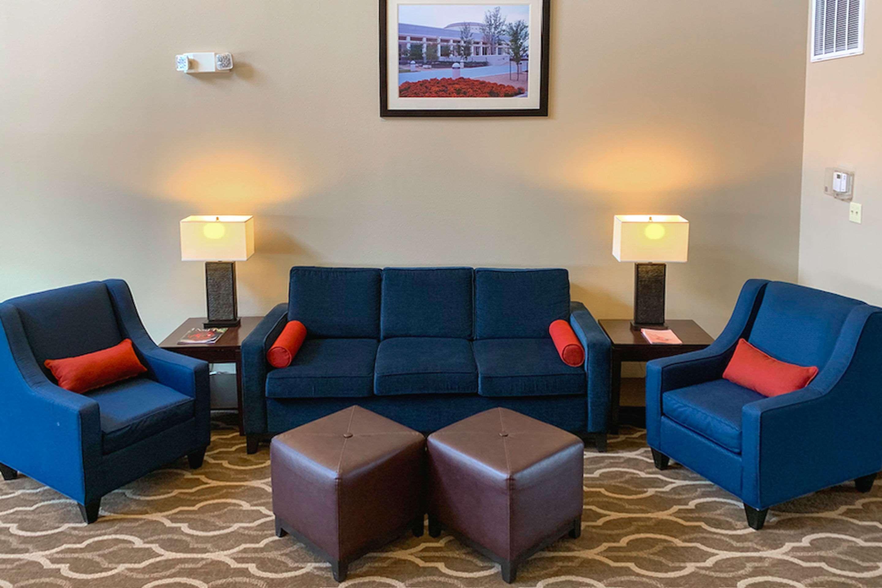 Comfort Suites Texas Ave College Station Exterior foto